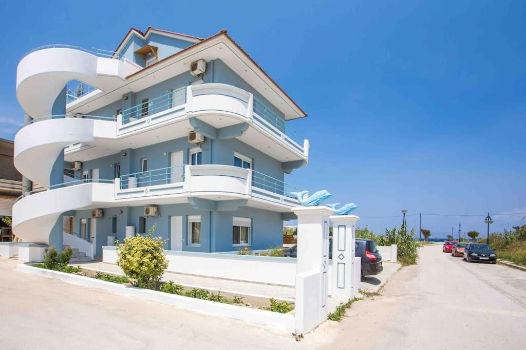 Megat Seaview And Seaside Apartments Ialisos Exterior foto