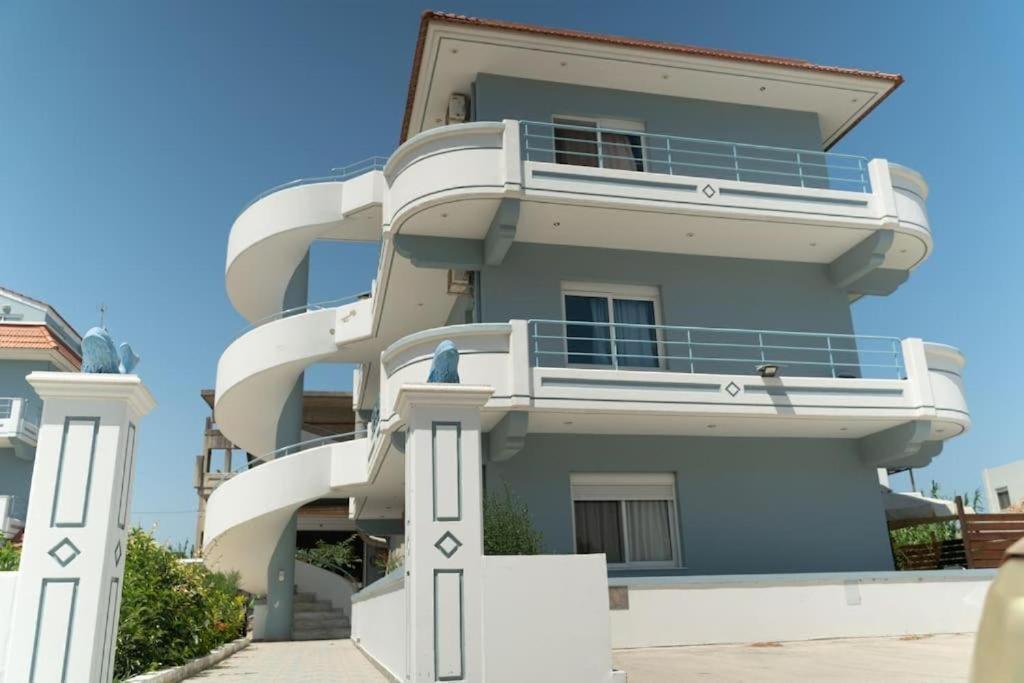 Megat Seaview And Seaside Apartments Ialisos Exterior foto
